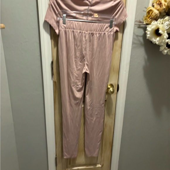 Lot of 2 sets of loungewear - Picture 4 of 4